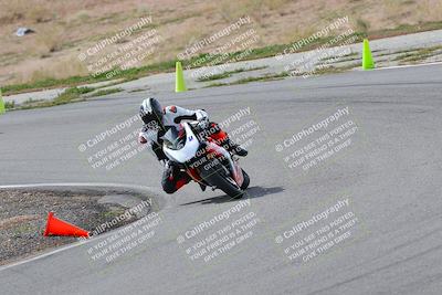 media/Mar-05-2023-TrackXperience (Sun) [[a95d40e56a]]/Group 2/session 2 turn 4/